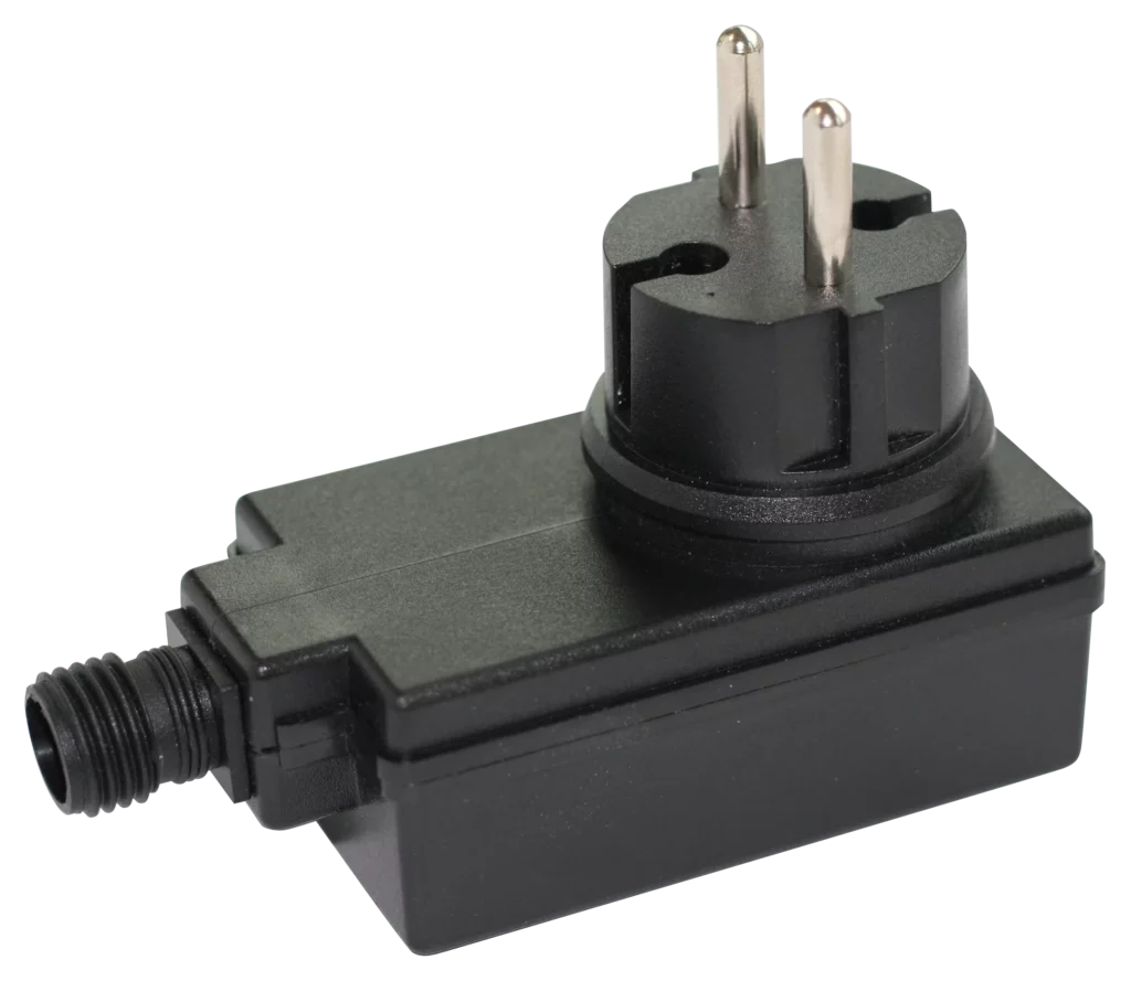 Transformator 12V / 24W – Acest transformator este potrivit pentru lămpi sau accesorii de 12 volți și suportă până la 24 W.